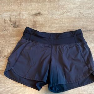 Gentle Used girls shorts size 10